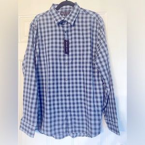 New with tags mens Michael Kors bottom down top